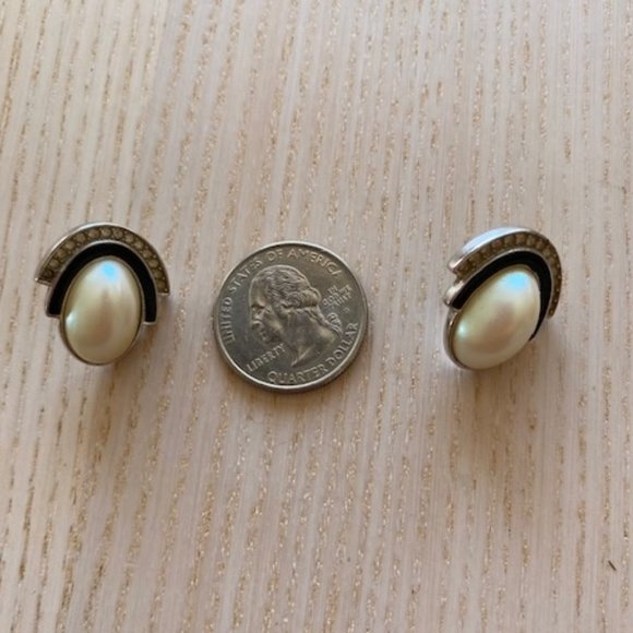 VTG GIVENCHY Paris New York Silver Pearl Rhinestone EARRINGS - Picture 8 of 8